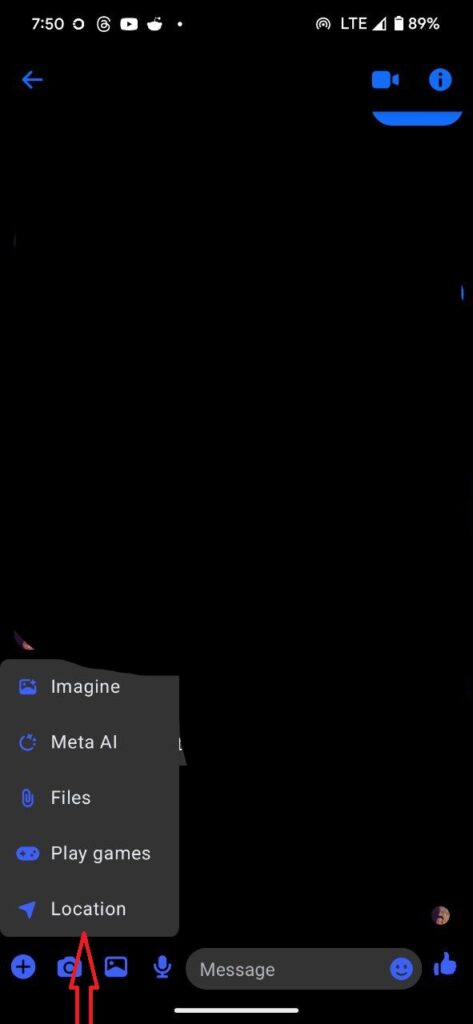 how to share live location with Facebook Messenger